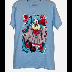 New hatsune miku shirt sz Small